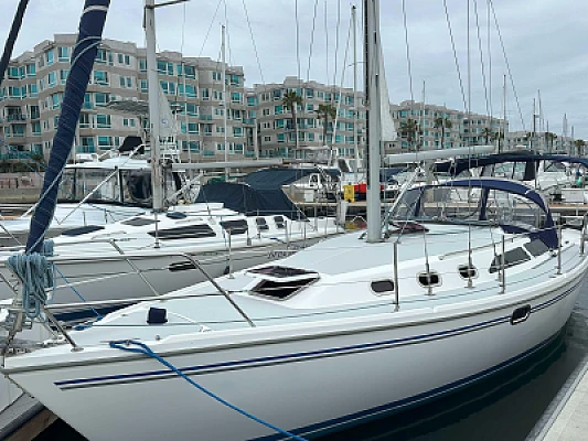 2007-catalina-34-mkii-sail-9711876-20250418081849777-1_XLARGE
